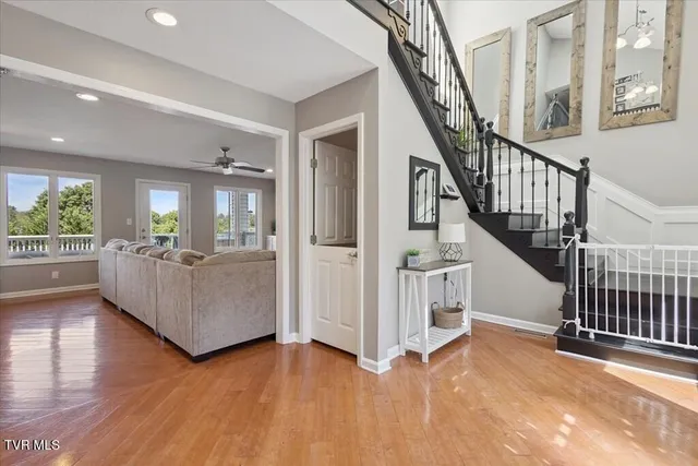 $705,000 | 18430 Whites Point Drive, Abingdon, VA 24211