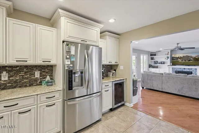 $705,000 | 18430 Whites Point Drive, Abingdon, VA 24211