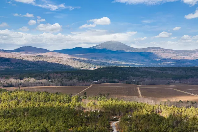 $139,000 | 192 Mountain View Road, Fryeburg, ME 04037