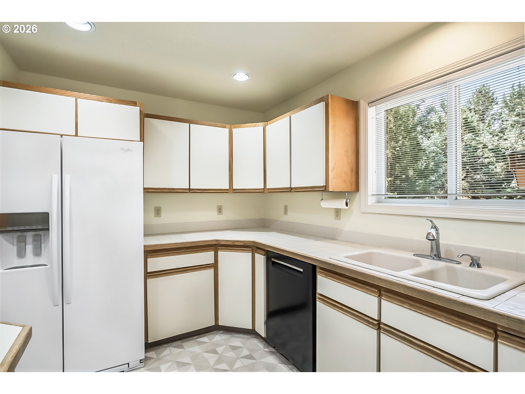 64507 McGrath Road Bend, OR 97701 - Photo 17 of 46