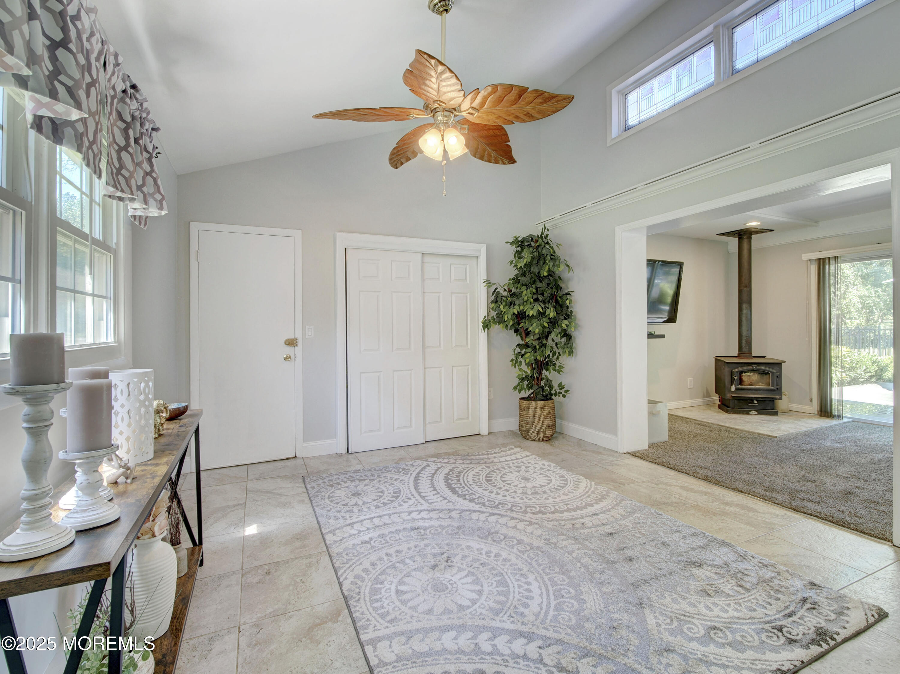 216 Paint Island Spring Road Millstone Township, NJ 08510 - Photo 13 of 25 P8245990_1_2_3_4