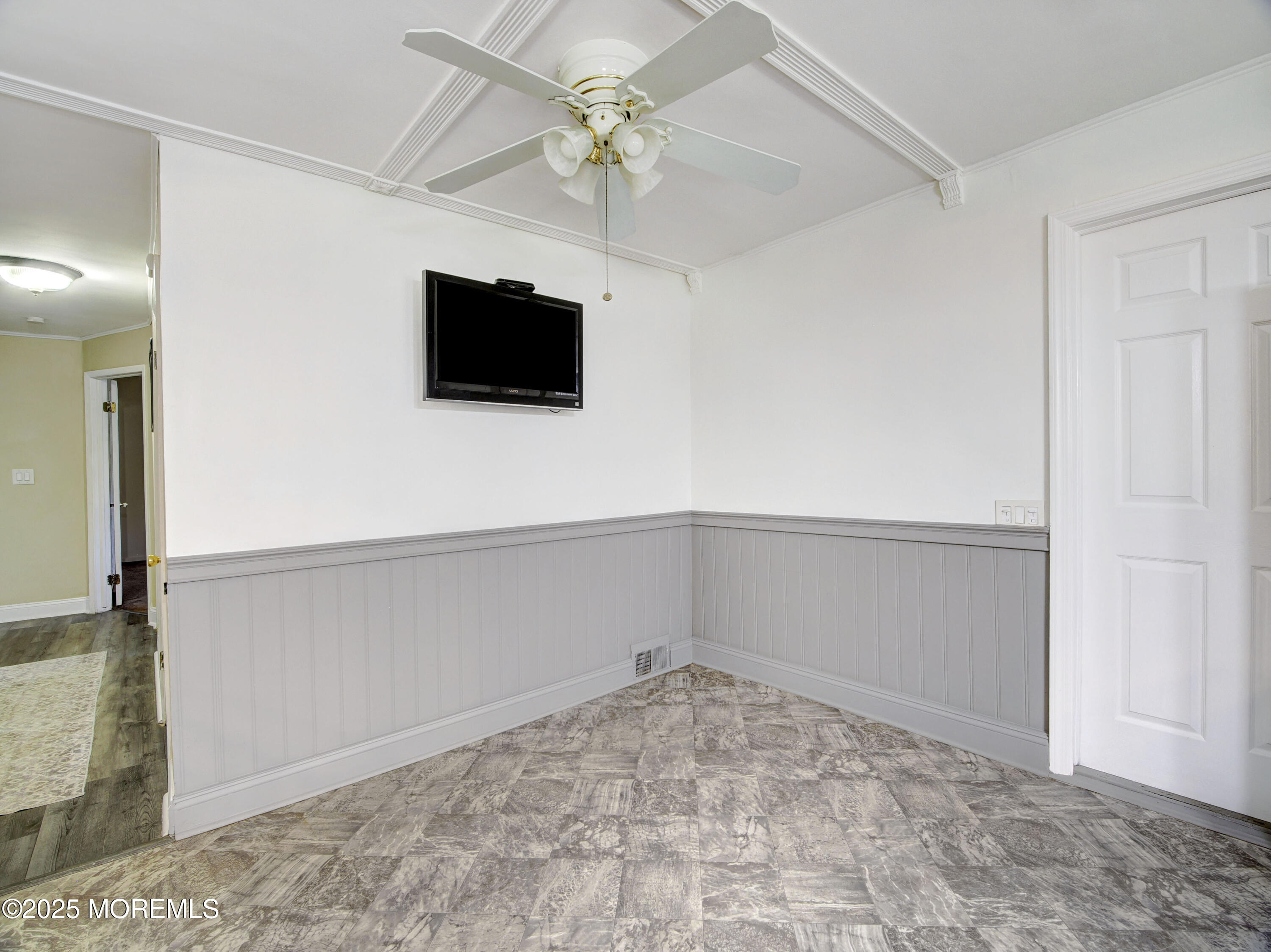 216 Paint Island Spring Road Millstone Township, NJ 08510 - Photo 23 of 25 P8246080_1_2_3_4