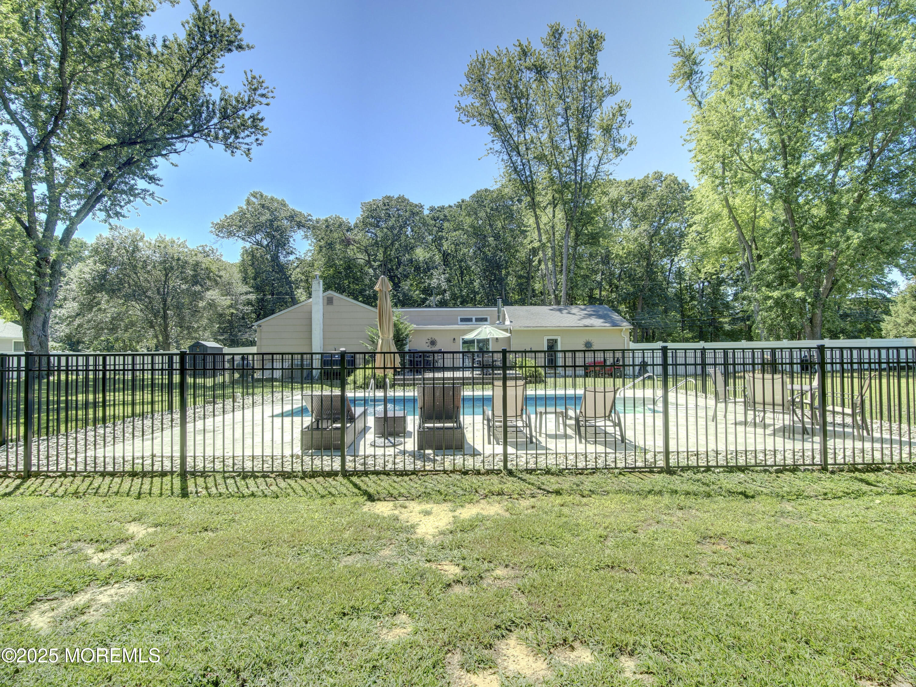 216 Paint Island Spring Road Millstone Township, NJ 08510 - Photo 9 of 25 P8245915_6_7_8_9