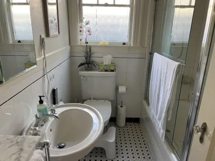 $2,500,000 | 714 Live Oak Avenue, Menlo Park, CA 94025