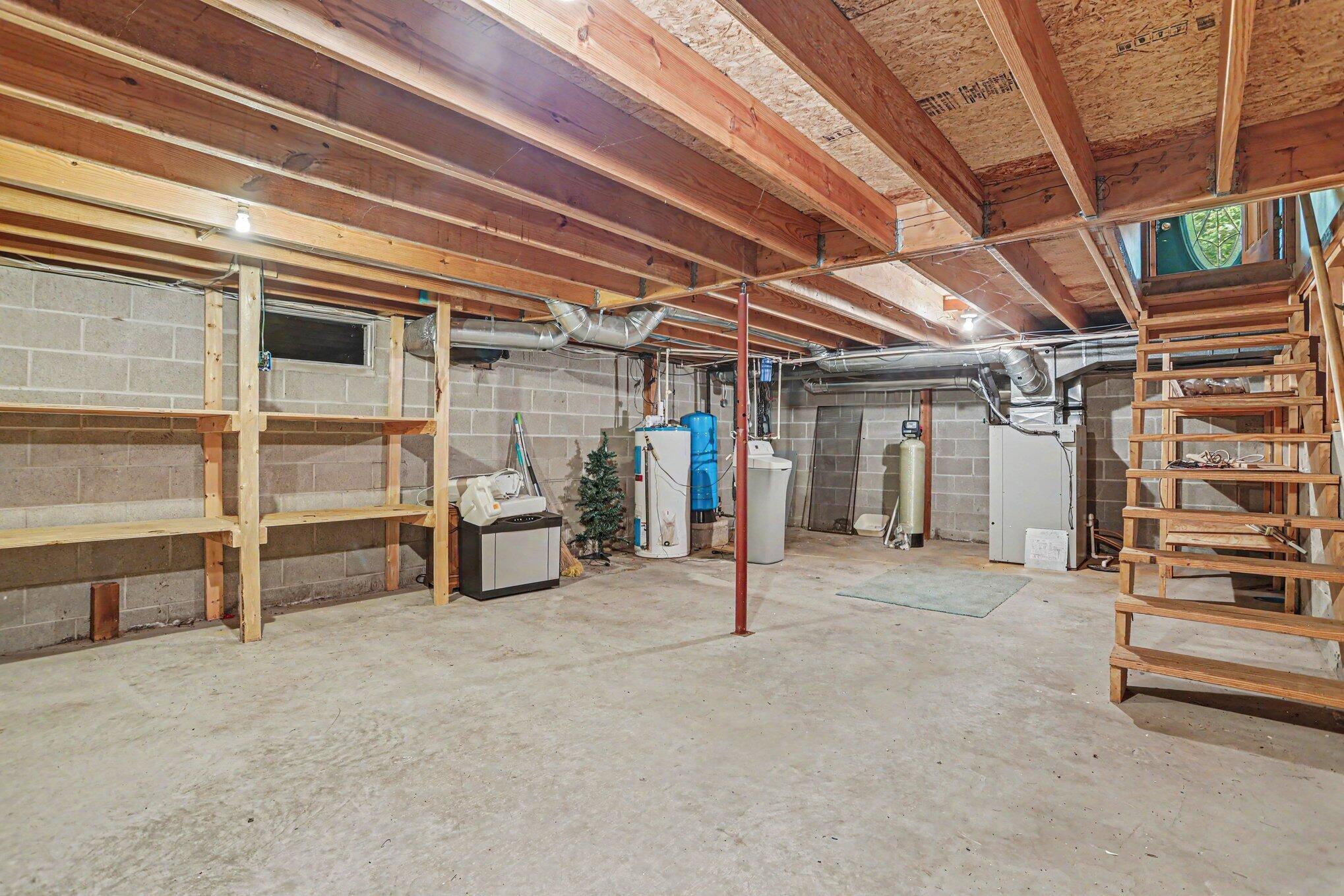 1176 Hamilton Road Battle Creek, MI 49017 - Photo 26 of 35 pole barn storage