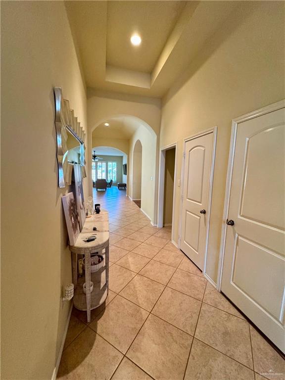 2911 San Rafael Street Mission, TX 78572 - Photo 7 of 38 a view of a hallway with seating area