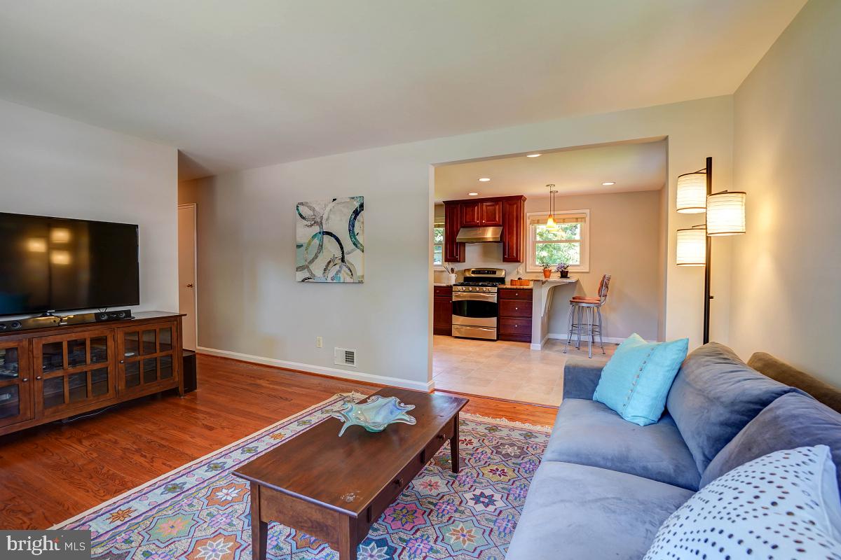 4807 Topping Road Rockville, MD 20852 - Photo 8 of 32 Gallery Image 8