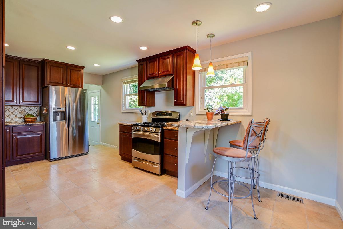 4807 Topping Road Rockville, MD 20852 - Photo 9 of 32 Gallery Image 9