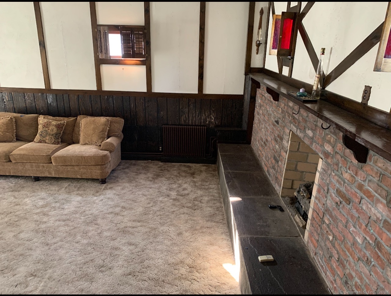 25 Pickett District Road New Milford, CT 06776 - Photo 8 of 34 a living room with furniture