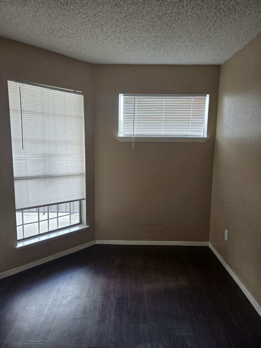 6601 Sands Point Drive, Unit 56 Houston, TX 77074 - Photo 2 of 8 Entry Way