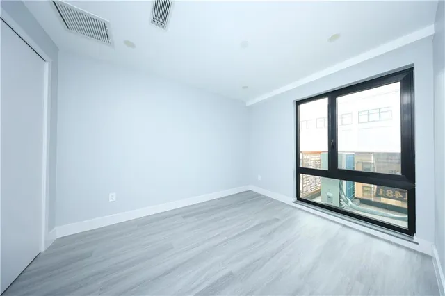 $746,000 | 643 5th Avenue, Unit 3B | Greenwood Heights