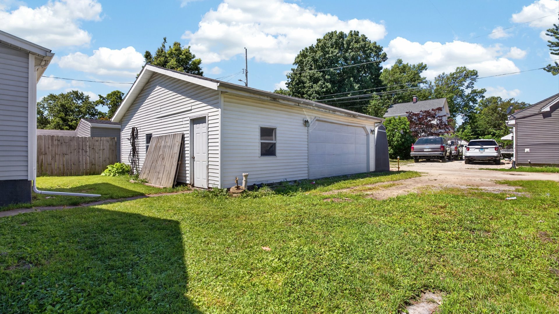 903 Low Street Bloomington, IL 61701 - Photo 35 of 44