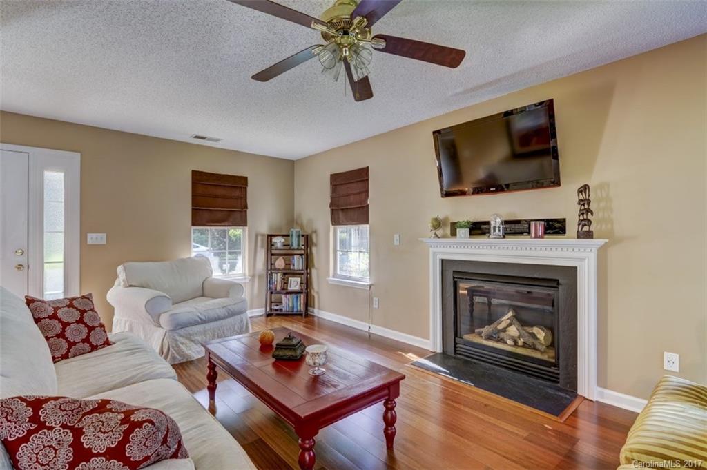 15267 Tracy Beth Road Huntersville, NC 28078 - Photo 5 of 22 Gallery Image 5