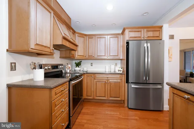 $525,000 | 301 Hanover Court, Chesterbrook, PA 19087