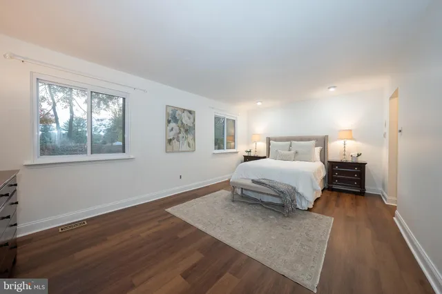 $525,000 | 301 Hanover Court, Chesterbrook, PA 19087