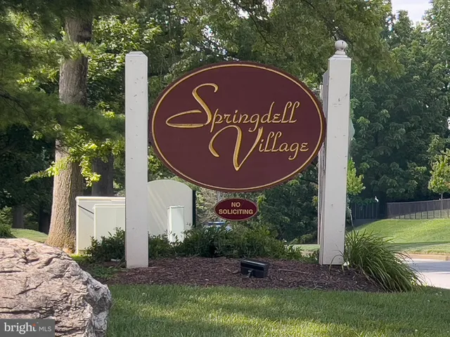 $525,000 | 301 Hanover Court, Chesterbrook, PA 19087