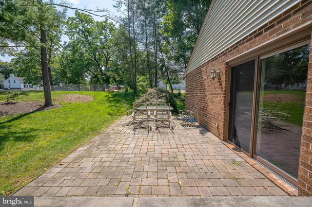 $525,000 | 301 Hanover Court, Chesterbrook, PA 19087