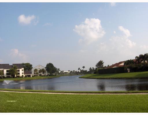 5523 55th Way West Palm Beach, FL 33409 - Photo 1 of 7 Primary Photo