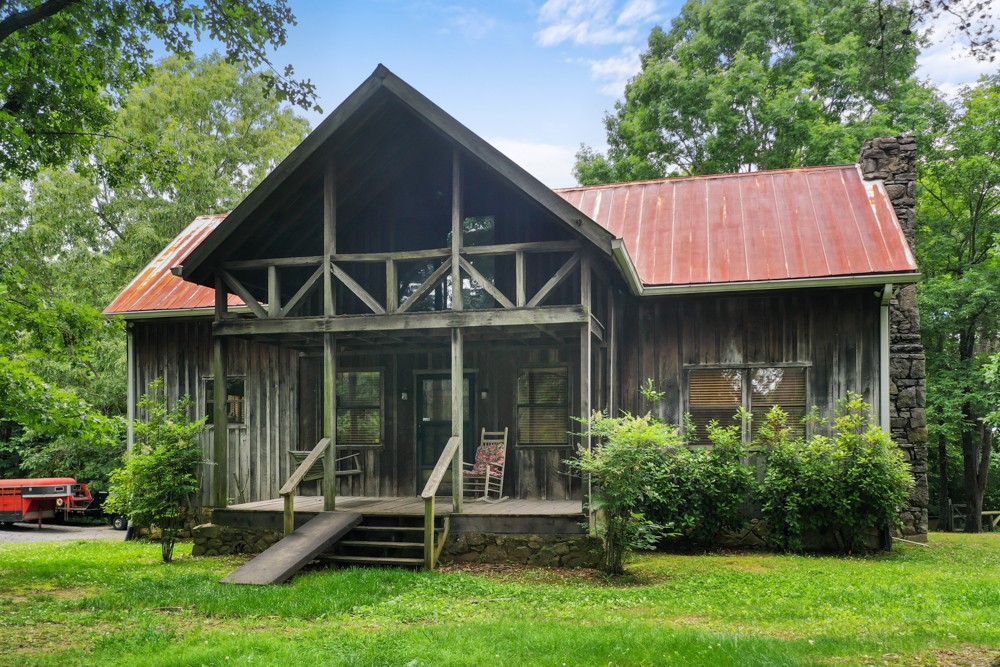 7461 Valley Road Fairview, TN 37062 - Photo 1 of 46