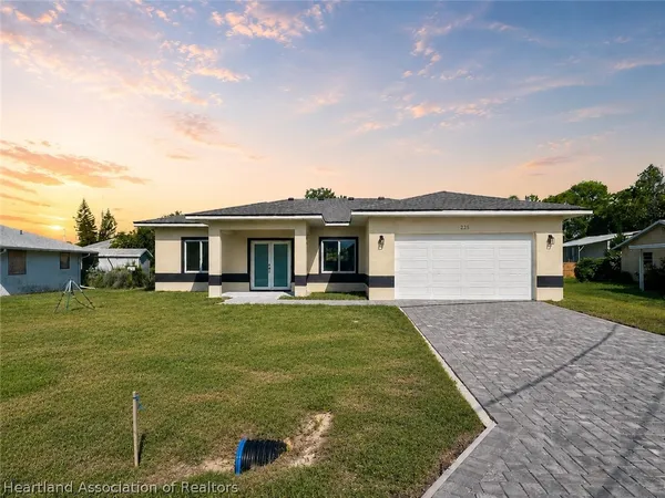$299,900 | 225 Triumph Drive, Sebring, FL 33872