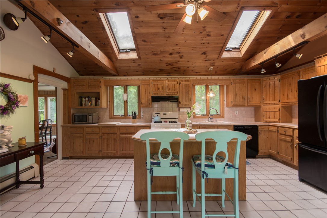 129 Old Flat River Road Coventry, RI 02816 - Photo 12 of 38
