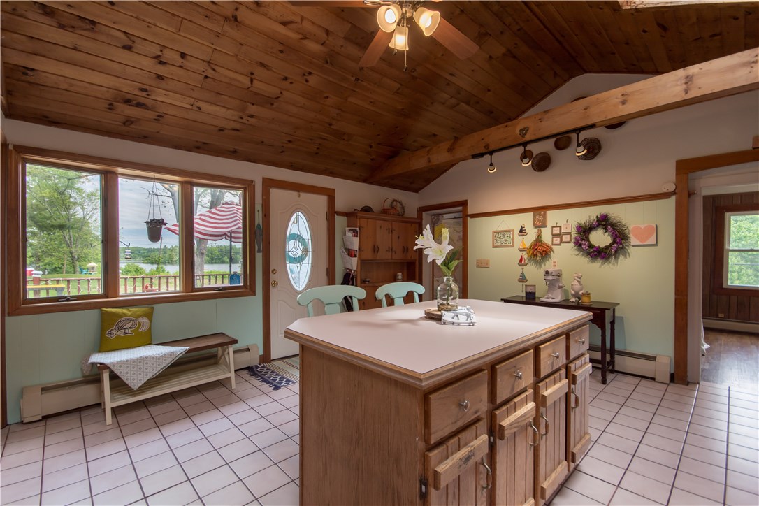 129 Old Flat River Road Coventry, RI 02816 - Photo 10 of 38