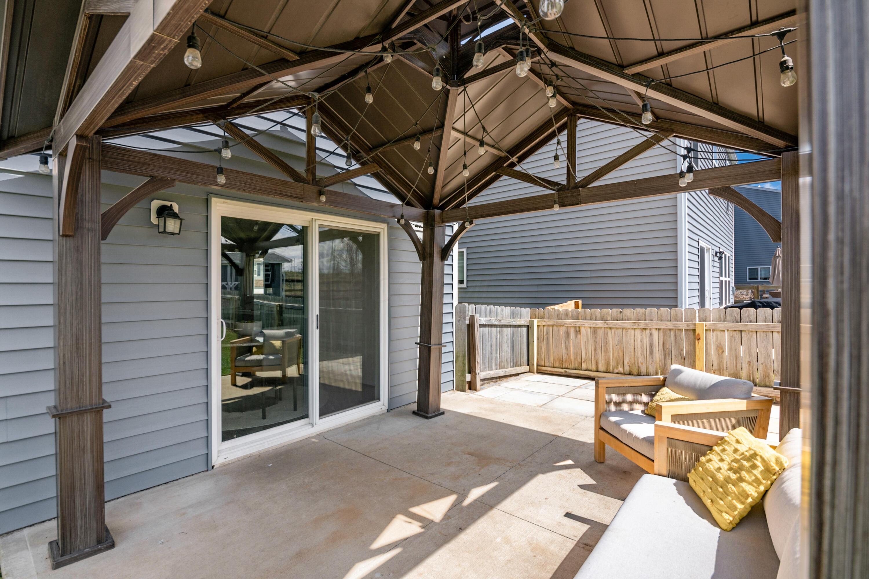 395 Nells Way Lockbourne, OH 43137 - Photo 22 of 39 395 Nells Way patio 2
