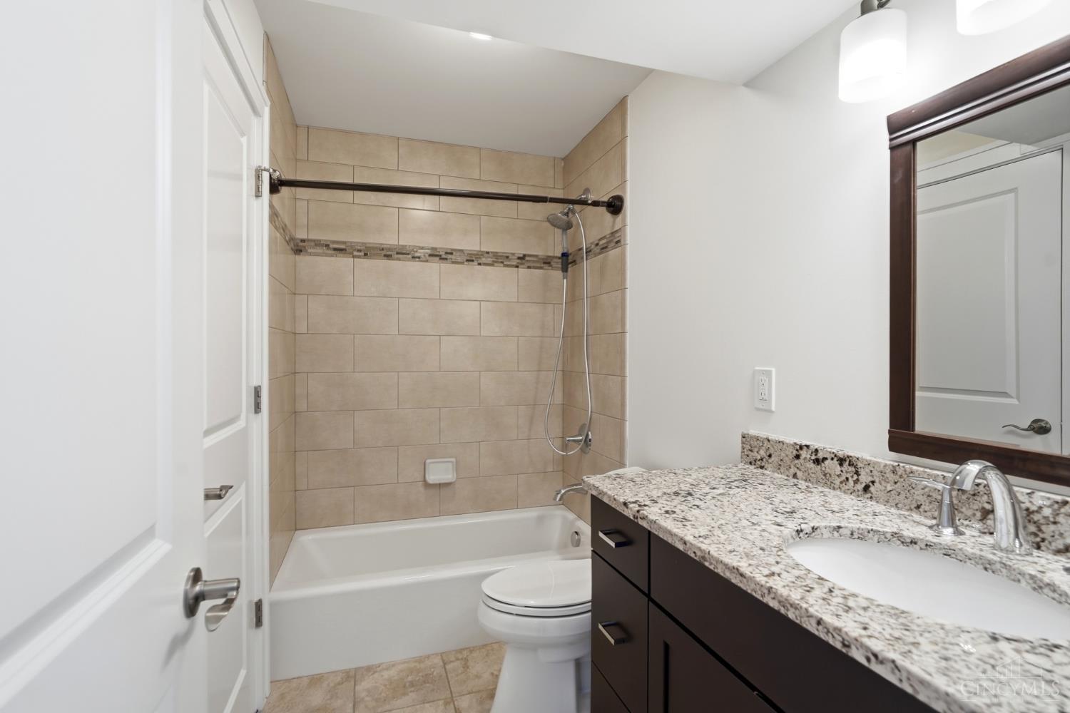 3003 Riverside Drive Cincinnati, OH 45226 - Photo 32 of 65 Gallery Image 32