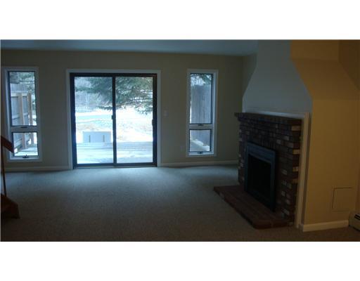 6 Hubbard Farms Road, Unit 1 Orono, ME 04473 - Photo 4 of 25 Living Room.