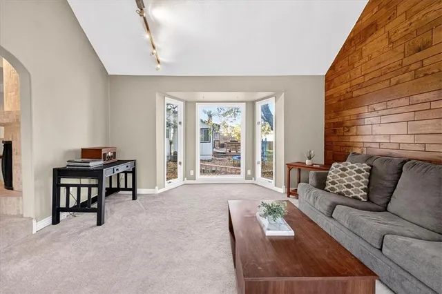 $340,000 | 1408 East Oxford Place, Olathe, KS 66062