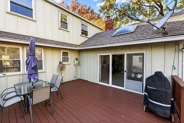 $340,000 | 1408 East Oxford Place, Olathe, KS 66062