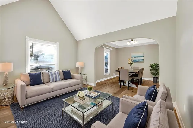 $340,000 | 1408 East Oxford Place, Olathe, KS 66062