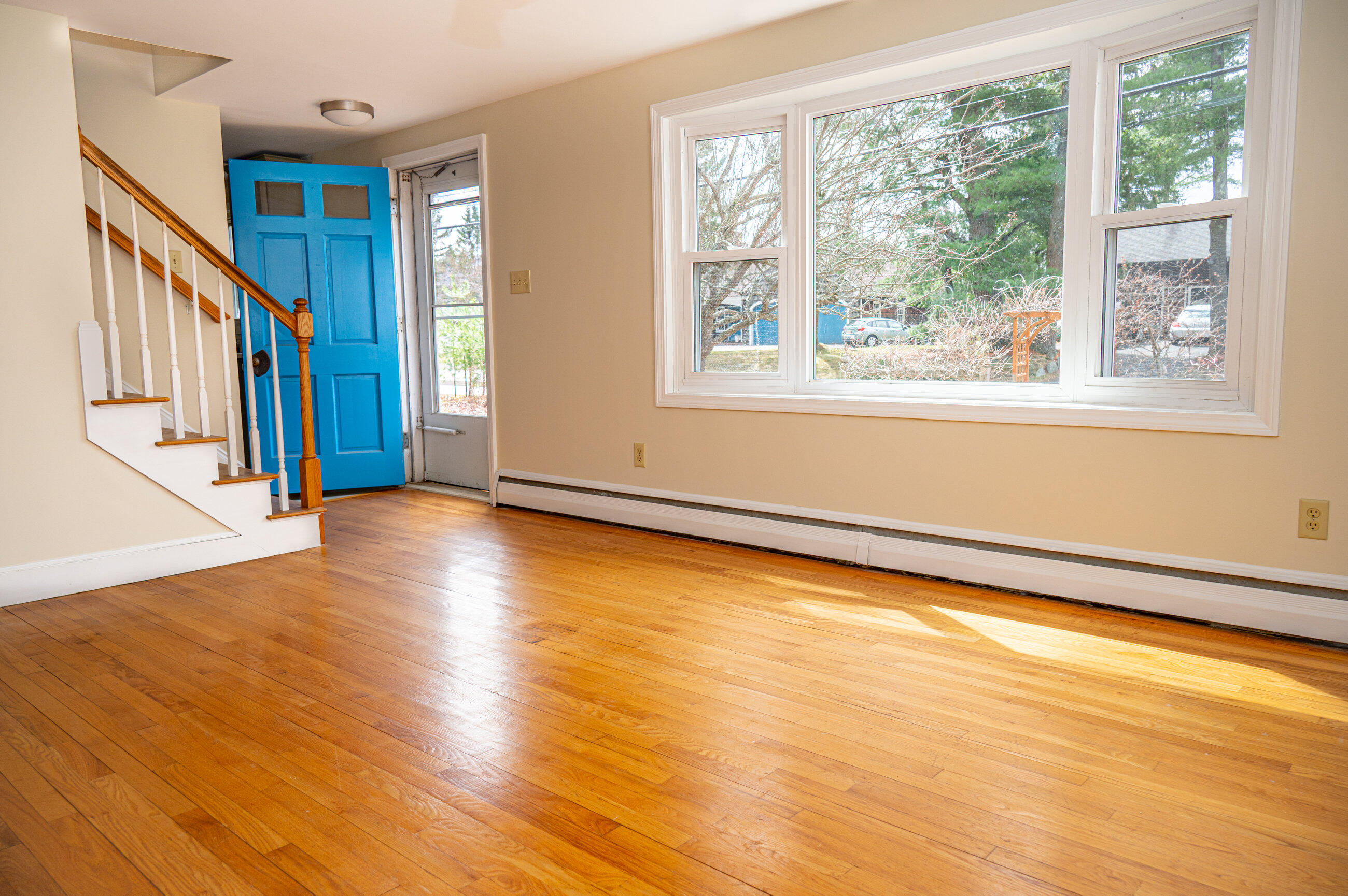 517 Summit Street Portland, ME 04103 - Photo 13 of 61 Living Room _ Fire Place-3842