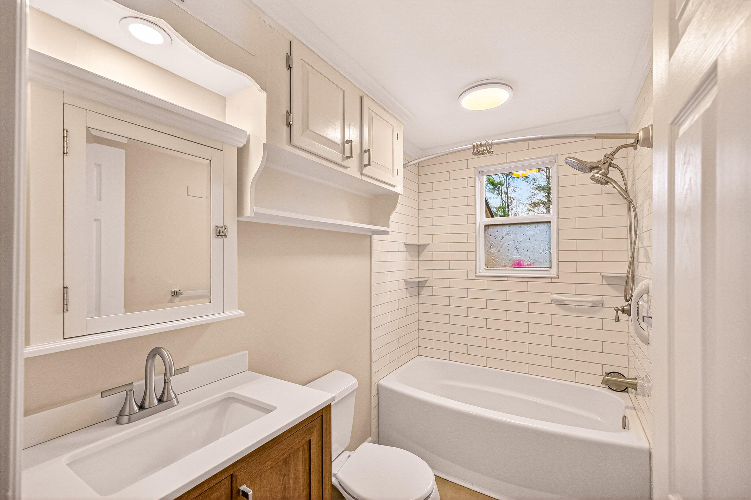 517 Summit Street Portland, ME 04103 - Photo 43 of 61 Front Bed Room _ Bath-7715