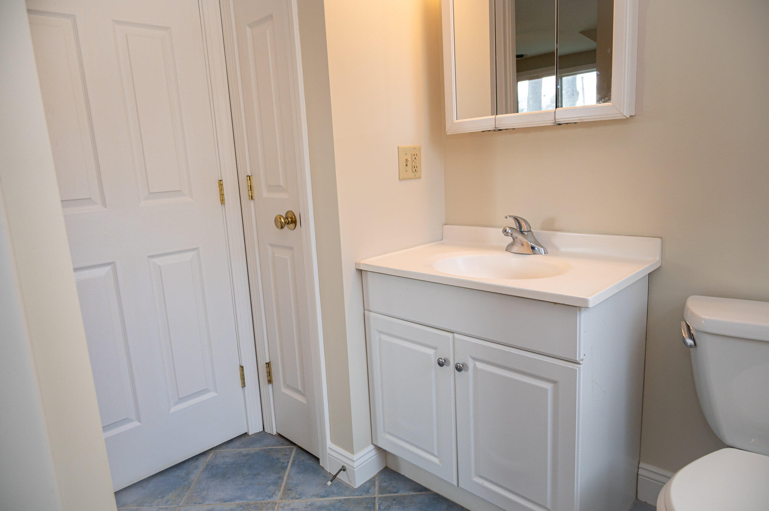 517 Summit Street Portland, ME 04103 - Photo 50 of 61 Upstairs-3822