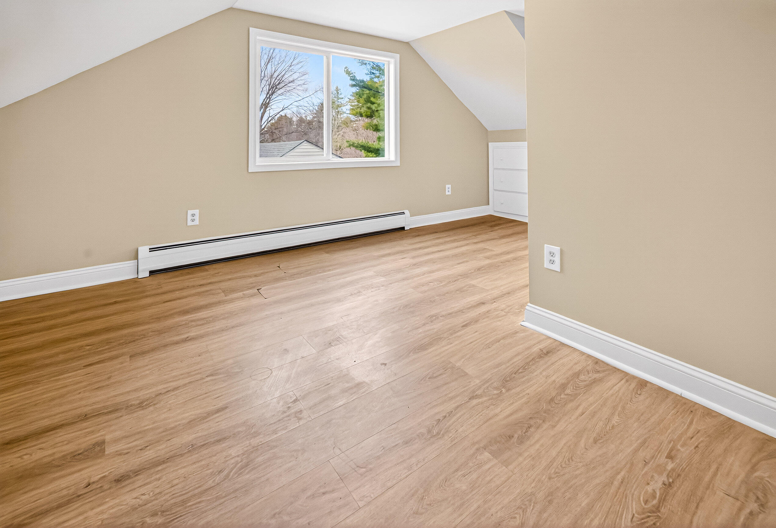 517 Summit Street Portland, ME 04103 - Photo 57 of 61 Upstairs-7756