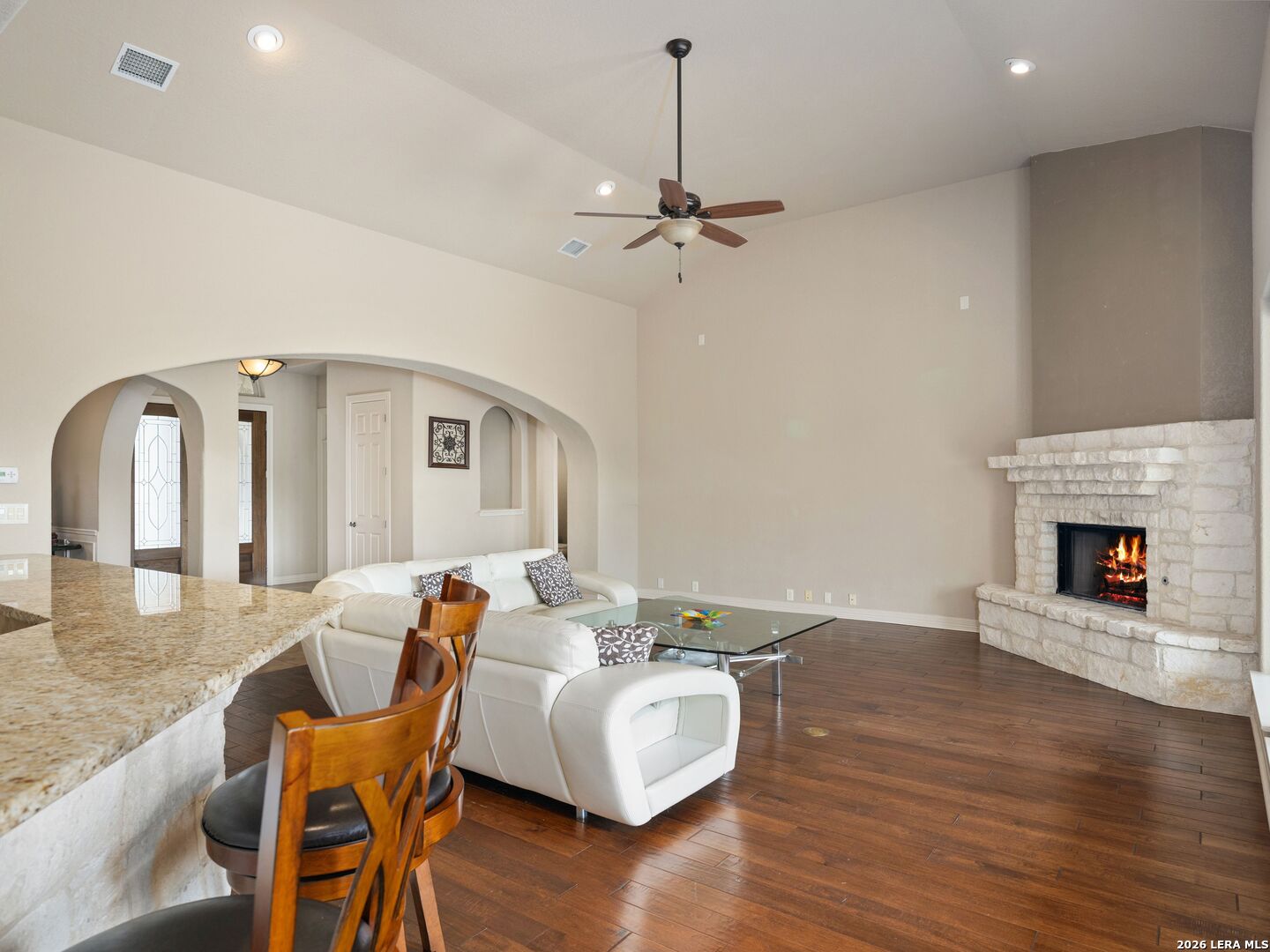 14325 Contour Place Helotes, TX 78023 - Photo 11 of 64
