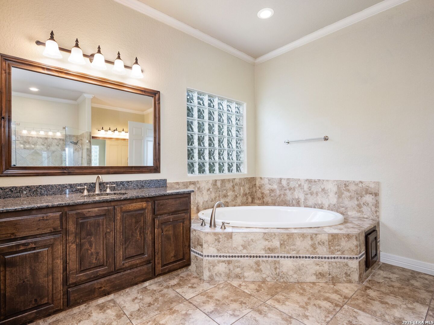 14325 Contour Place Helotes, TX 78023 - Photo 28 of 64