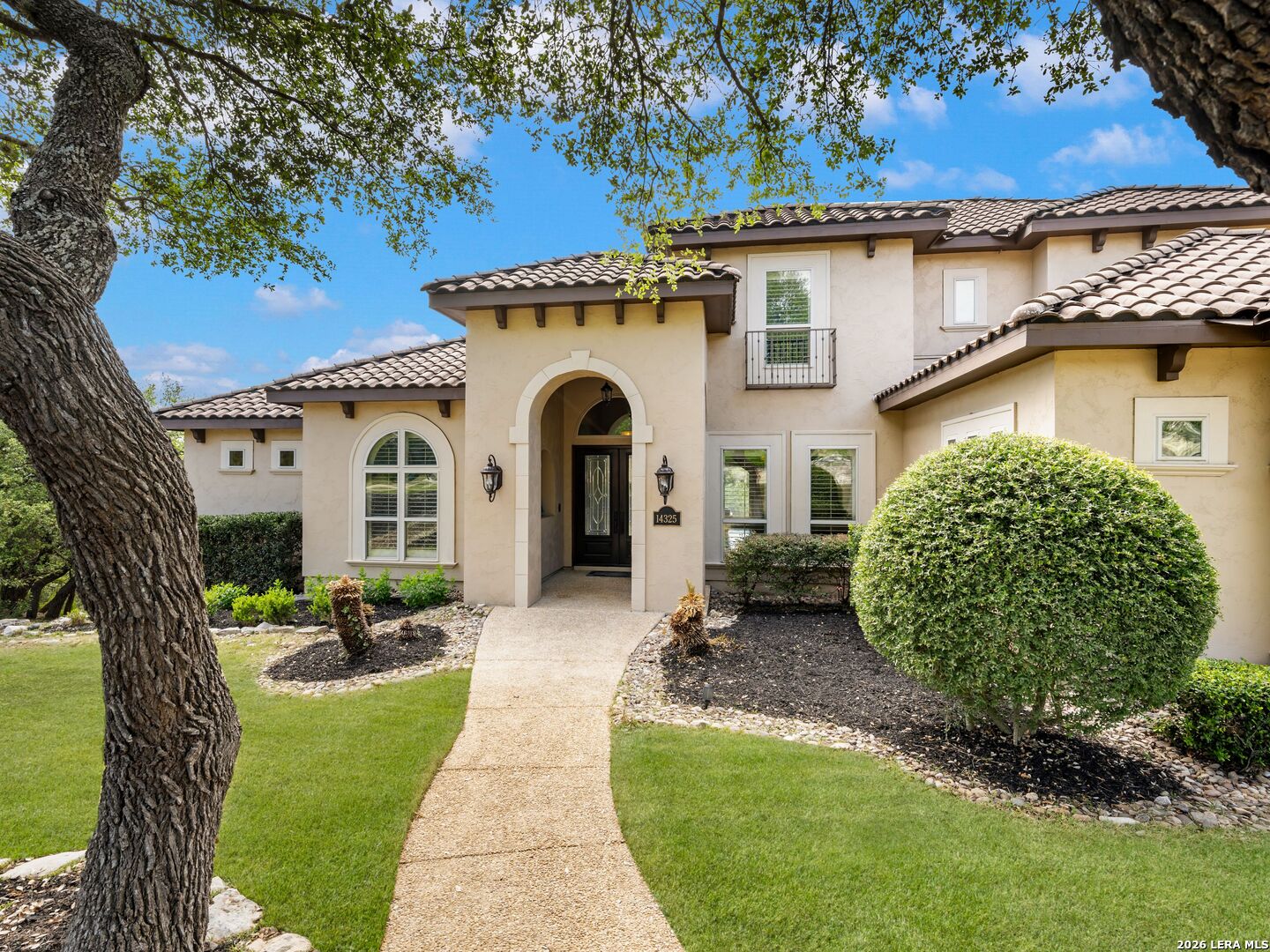 14325 Contour Place Helotes, TX 78023 - Photo 3 of 64