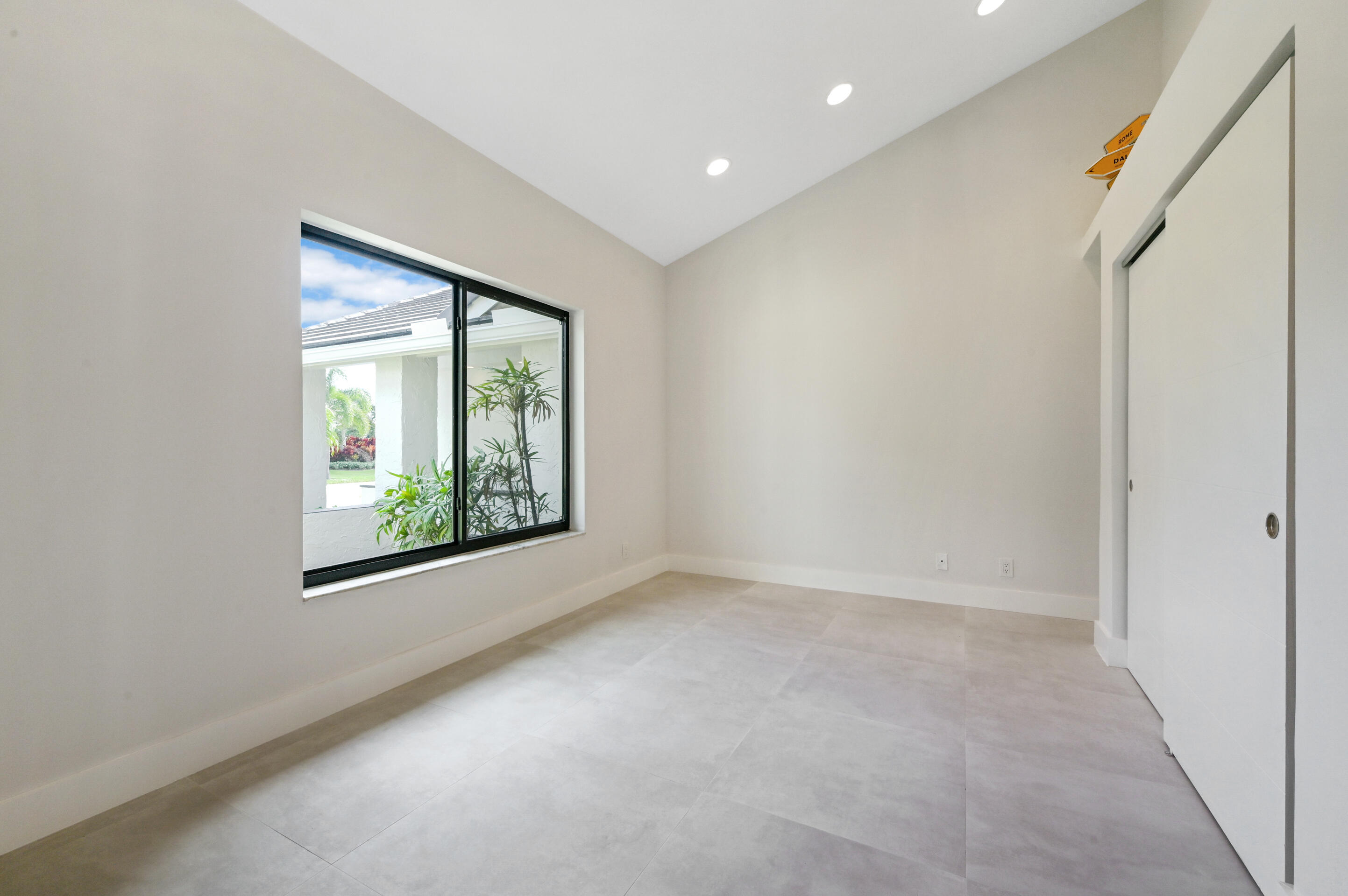 4912 Bocaire Boulevard Boca Raton, FL 33487 - Photo 21 of 36 Room 1