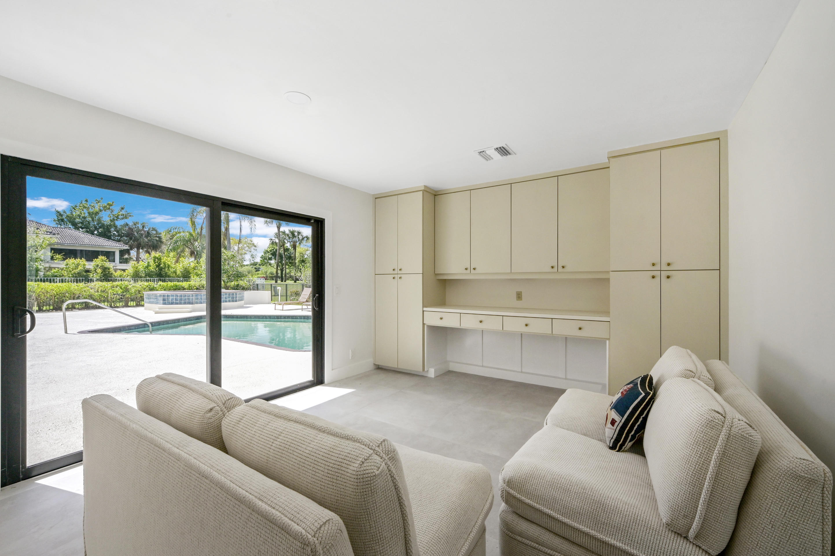 4912 Bocaire Boulevard Boca Raton, FL 33487 - Photo 24 of 36 Livingroom 5