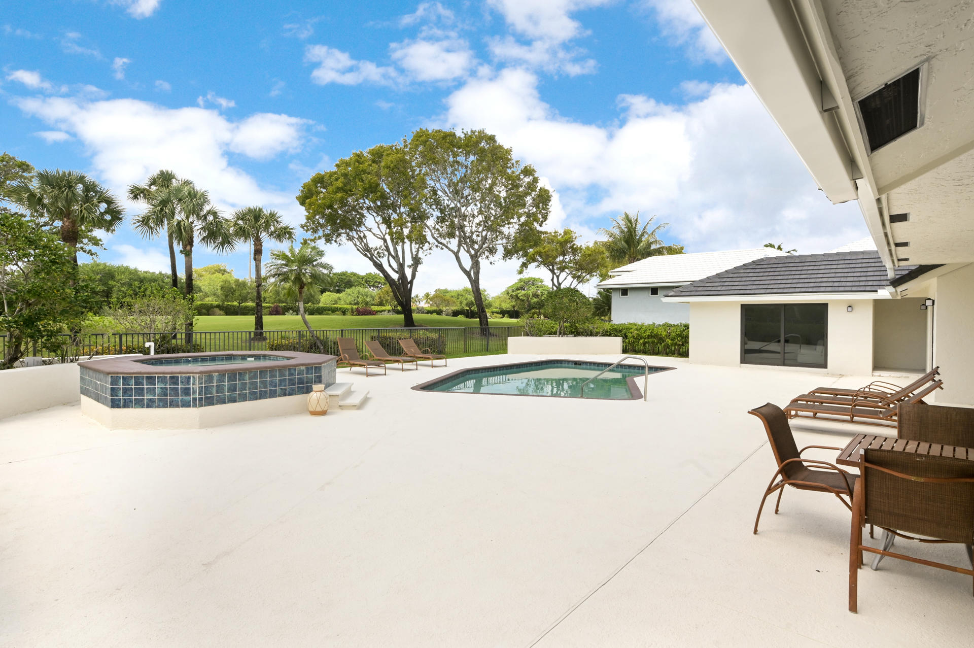 4912 Bocaire Boulevard Boca Raton, FL 33487 - Photo 32 of 36 ADP_7467