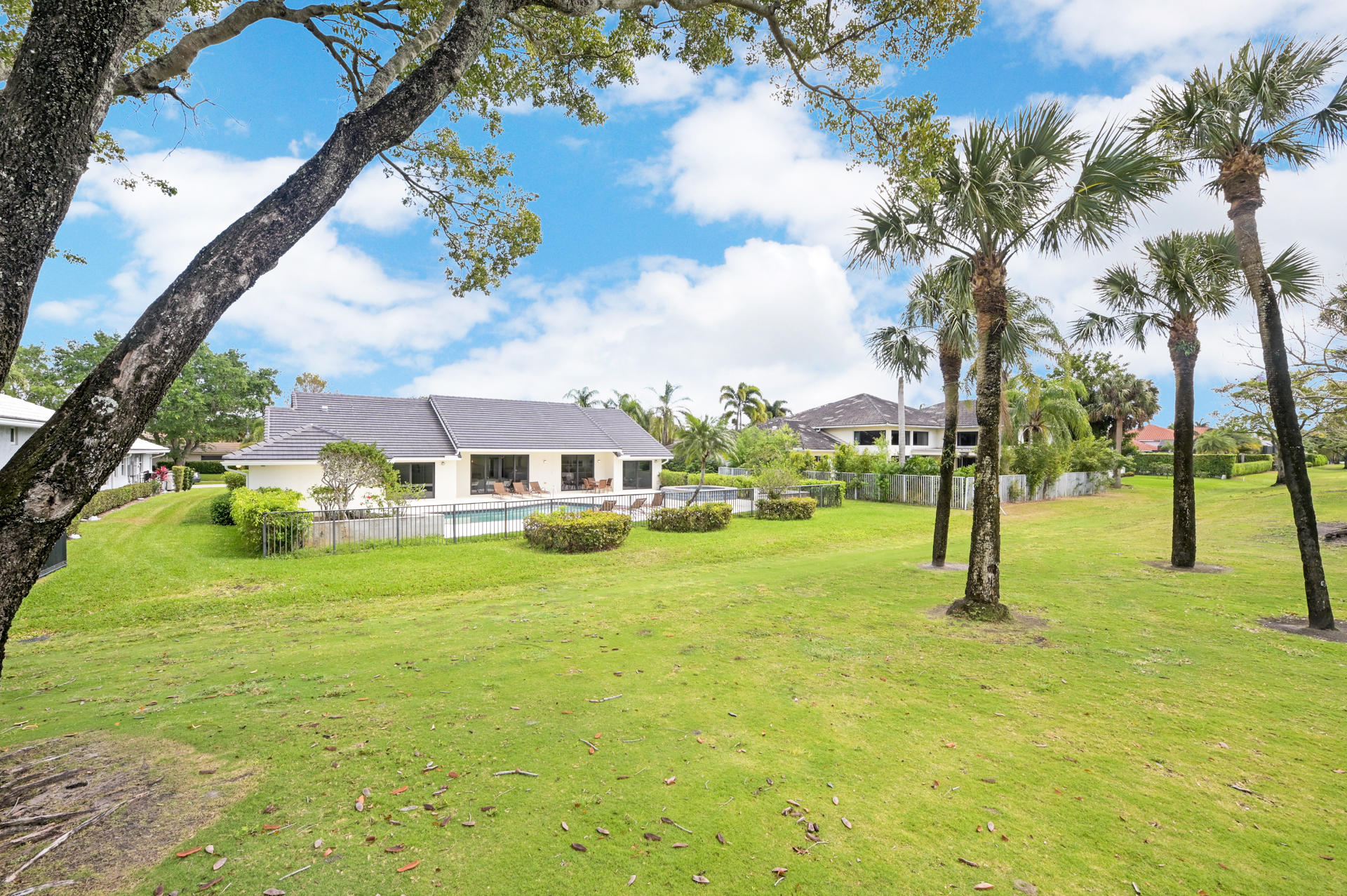 4912 Bocaire Boulevard Boca Raton, FL 33487 - Photo 36 of 36 ADP_7479