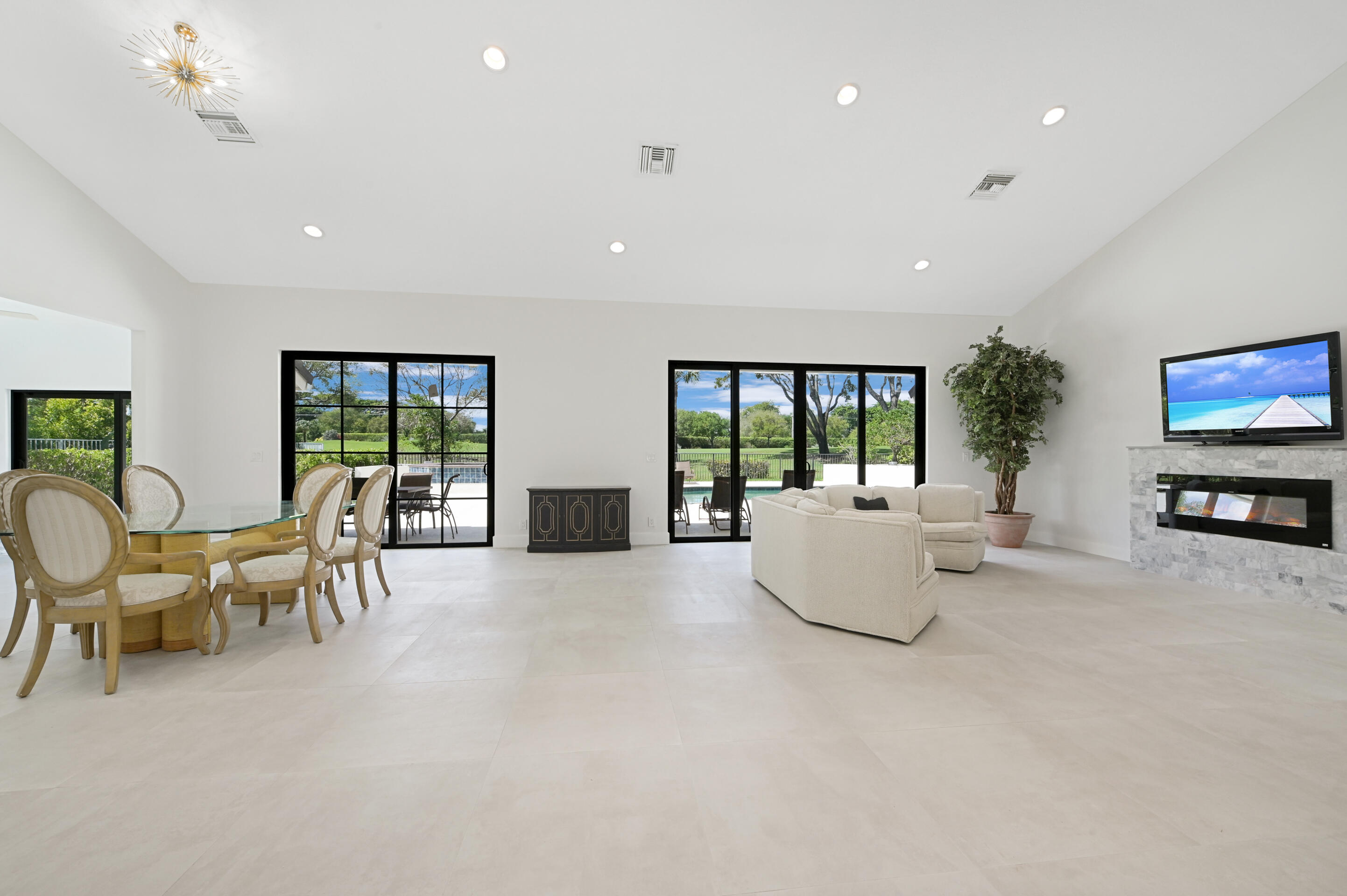 4912 Bocaire Boulevard Boca Raton, FL 33487 - Photo 6 of 36 Livingroom 1