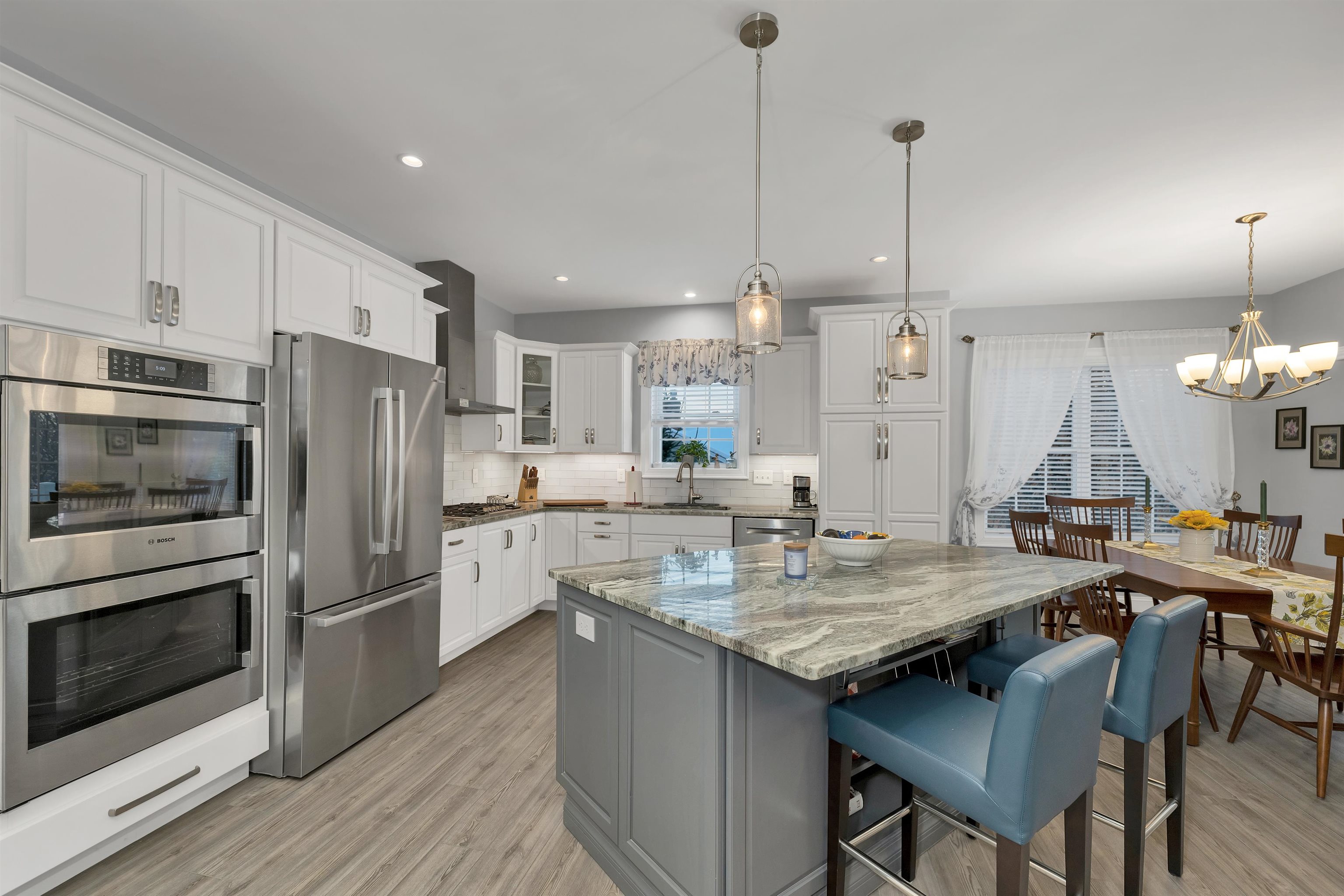 4 Mulberry Wolfeboro, NH 03894 - Photo 2 of 37