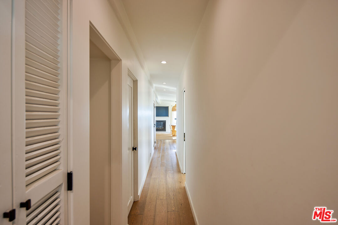 29500 Heathercliff Road, Unit 225 Malibu, CA 90265 - Photo 21 of 33