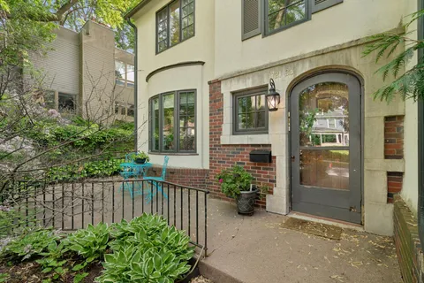 $549,000 | 1721 Humboldt Avenue South, Minneapolis, MN 55403