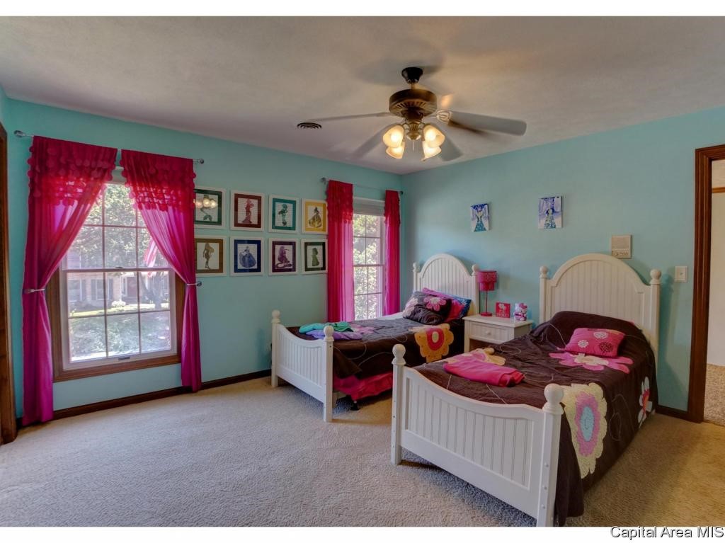 2335 Chesapeake Landing Springfield, IL 62712 - Photo 19 of 36