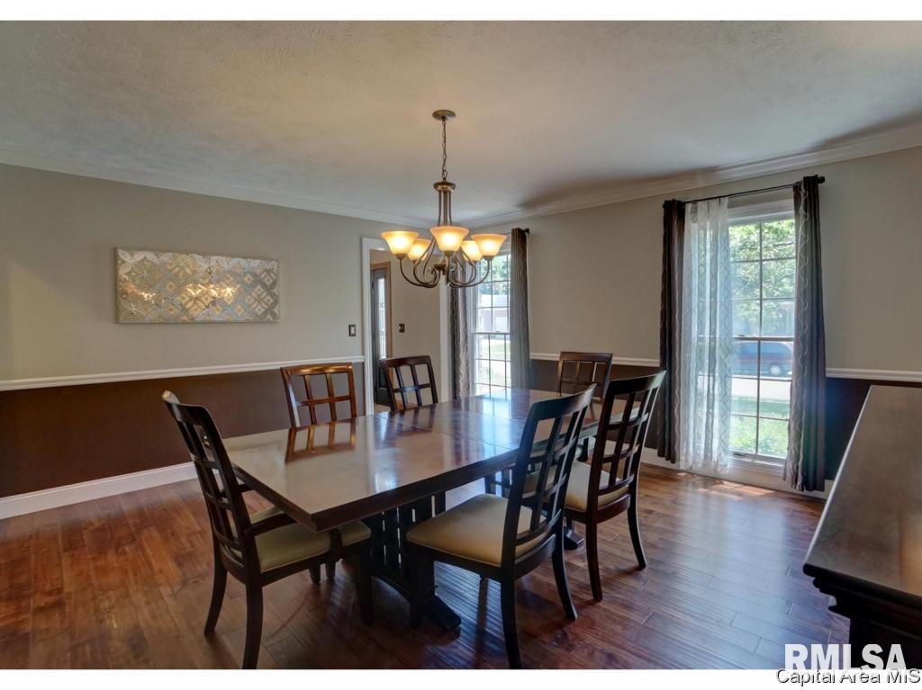 2335 Chesapeake Landing Springfield, IL 62712 - Photo 8 of 36