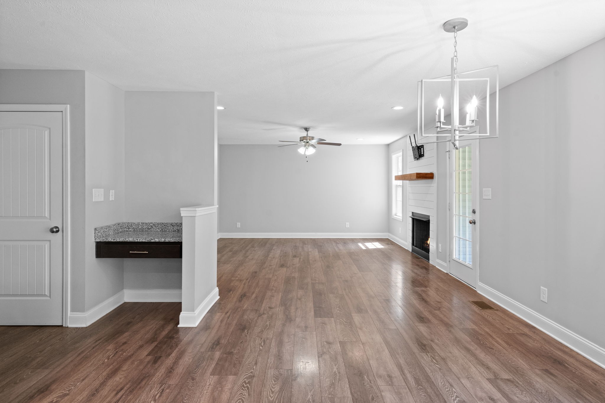1733 Rains Road Clarksville, TN 37042 - Photo 18 of 42 Gallery Image 18